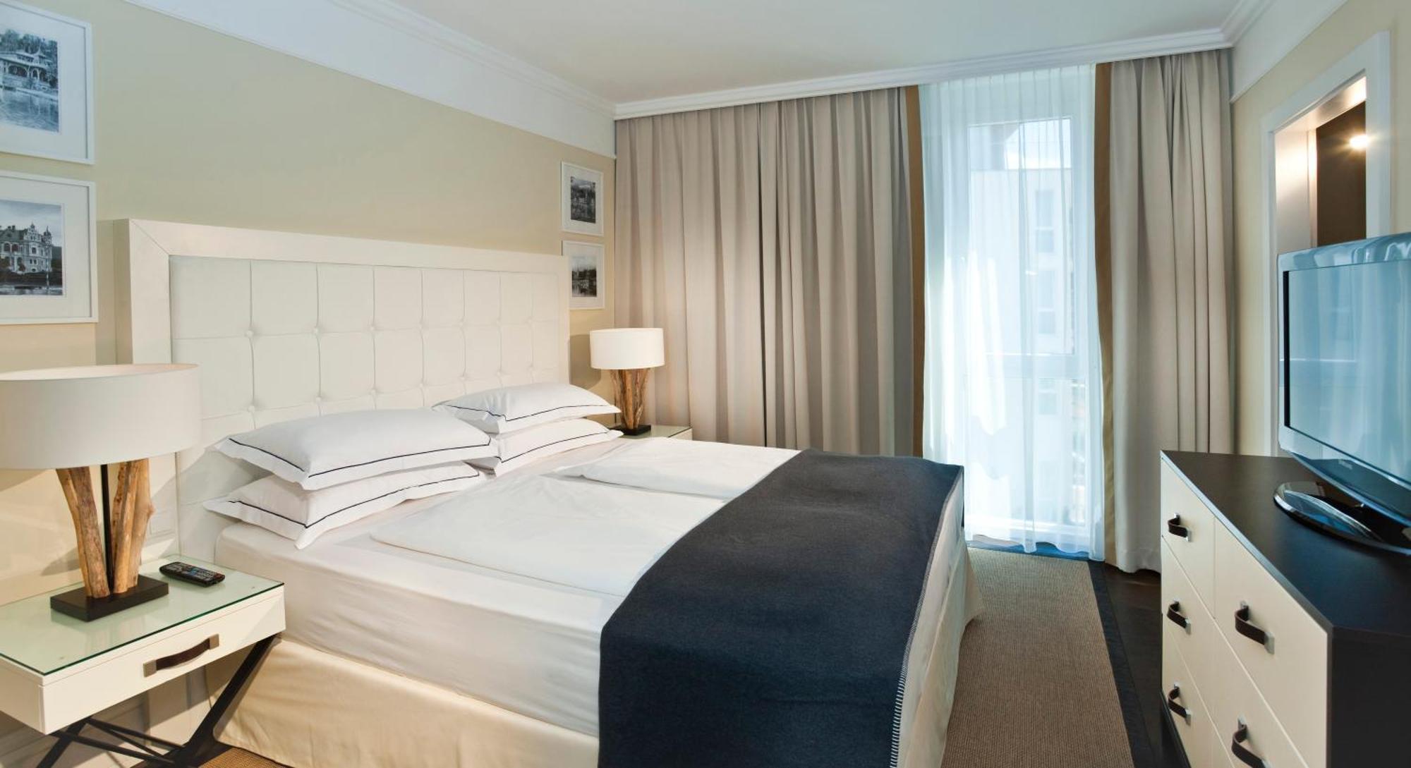 Seehotel Astoria Pörtschach am Wörthersee Dış mekan fotoğraf