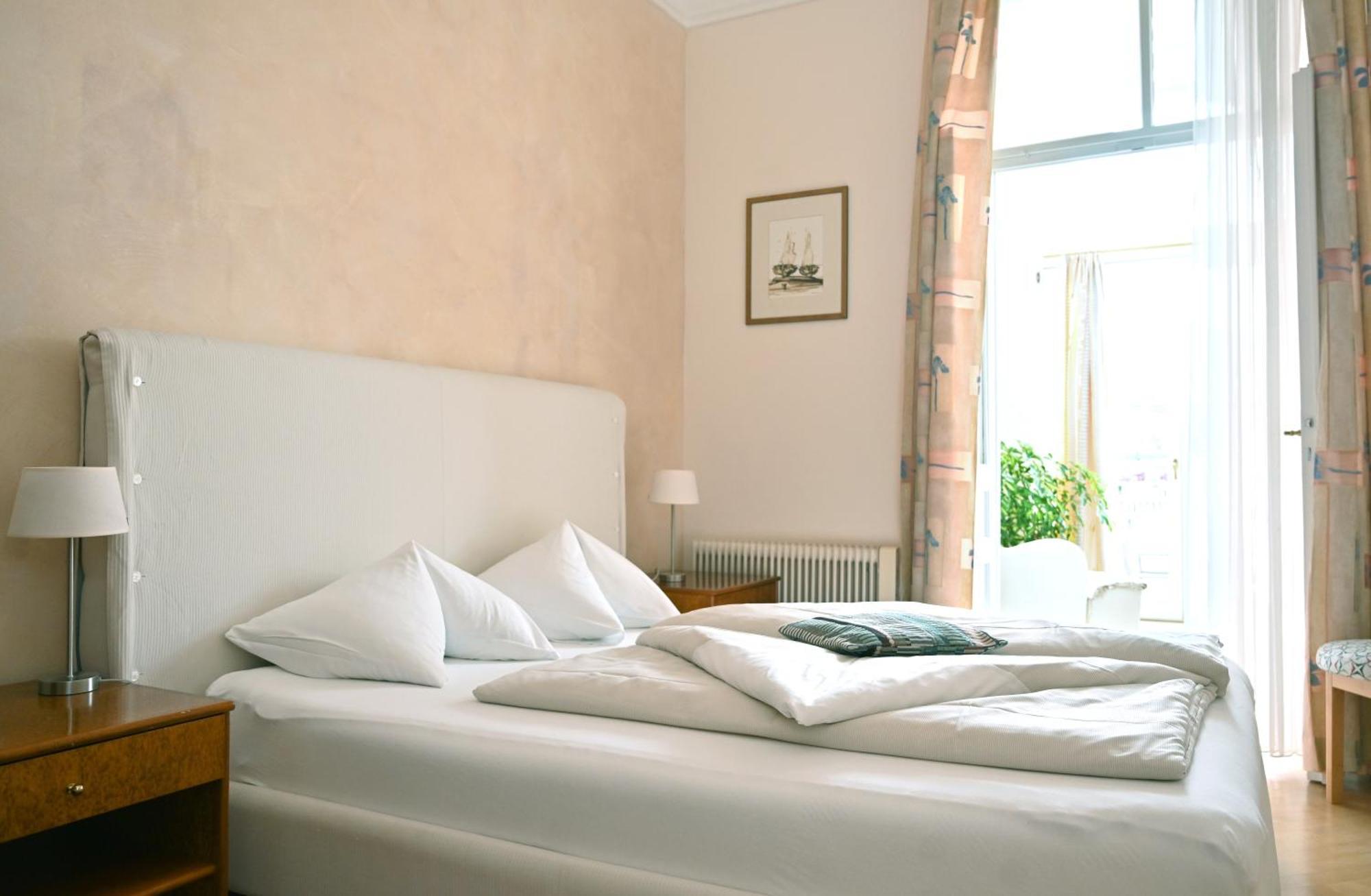 Seehotel Astoria Pörtschach am Wörthersee Dış mekan fotoğraf