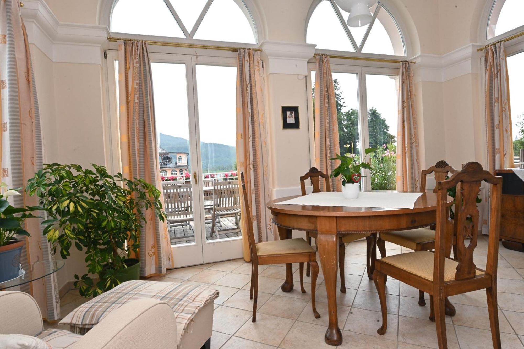 Seehotel Astoria Pörtschach am Wörthersee Dış mekan fotoğraf
